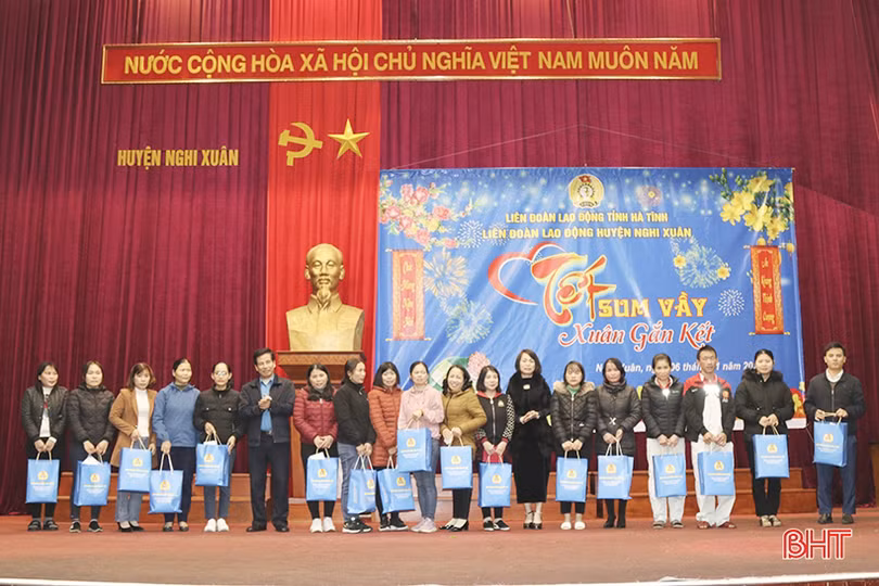 Tiếp nối chuỗi hoạt động “Tết sum vầy” ở các địa phương Hà Tĩnh