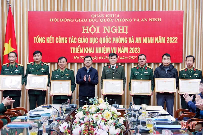 Hội đồng Giáo dục QP-AN Quân khu 4 triển khai nhiệm vụ năm 2023
