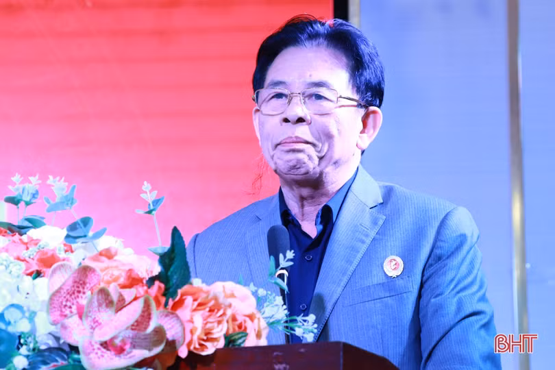 Phát huy truyền thống Bộ đội Cụ Hồ, gương mẫu đi đầu trong các phong trào thi đua