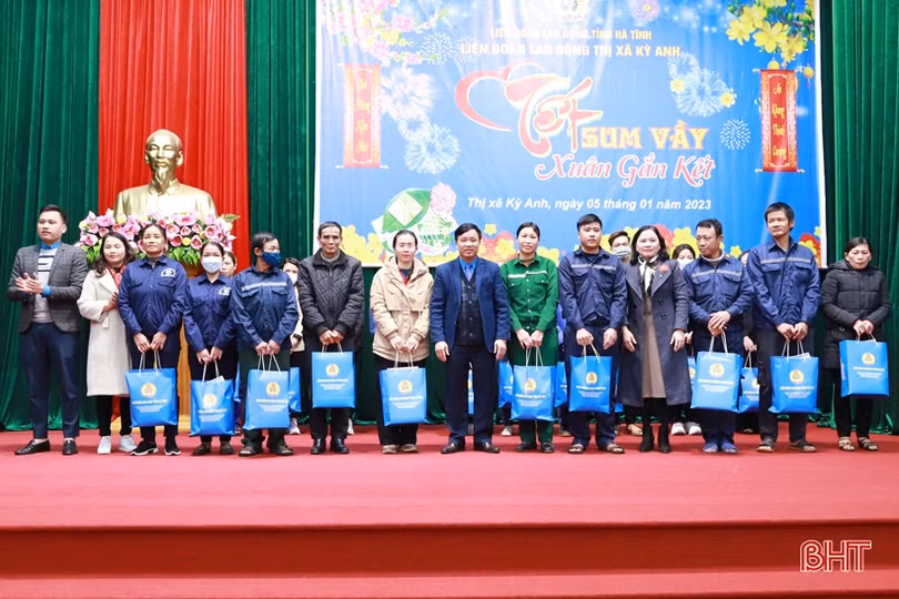 Tích cực hưởng ứng Cuộc thi Sáng tạo video “Tết sum vầy - Xuân gắn kết”