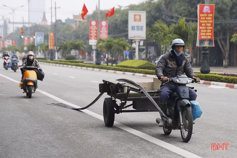 Tết đến, bất an với xe chở hàng cồng kềnh!