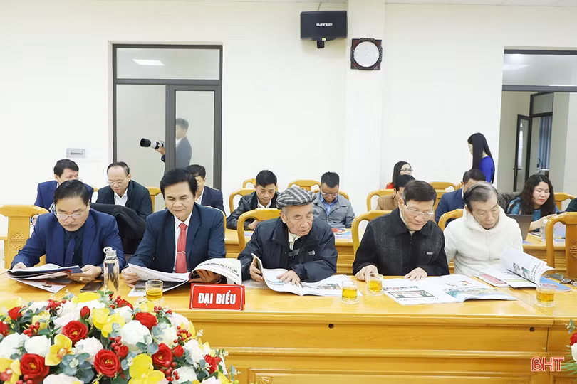 Báo Hà Tĩnh gặp mặt cộng tác viên tiêu biểu, trao giải Cuộc thi “Chung sức xây dựng nông thôn mới”