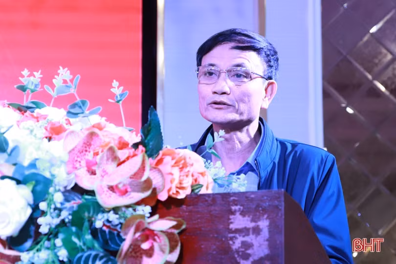 Phát huy truyền thống Bộ đội Cụ Hồ, gương mẫu đi đầu trong các phong trào thi đua