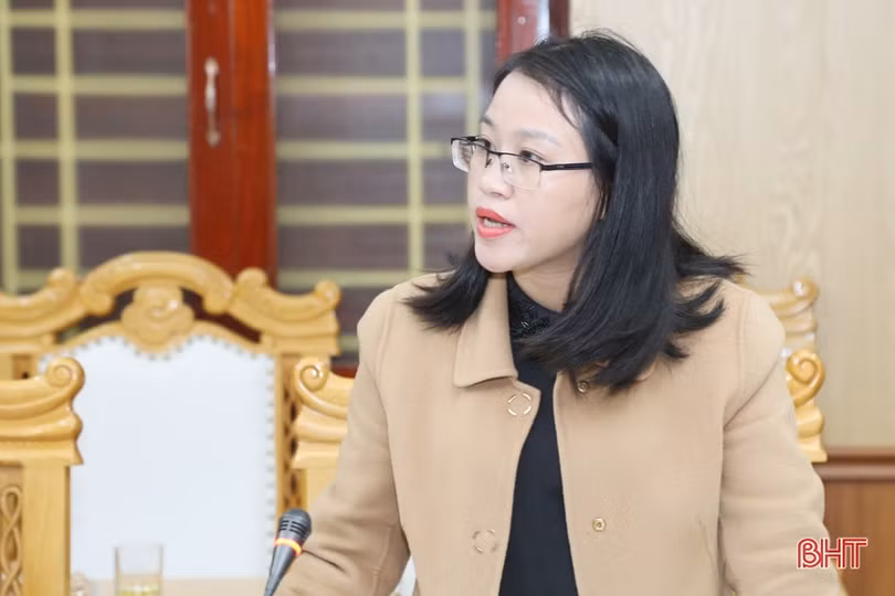 Tổ đại biểu HĐND tỉnh Hà Tĩnh tại các địa phương góp ý trách nhiệm vào các nội dung sẽ trình Kỳ họp thứ 11