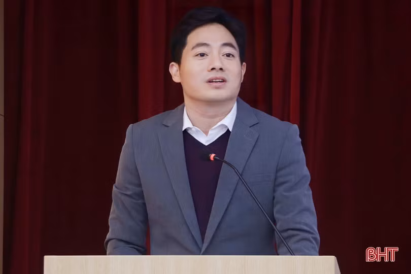 Trang bị kỹ năng sử dụng mạng xã hội cho người lao động tại Formosa Hà Tĩnh