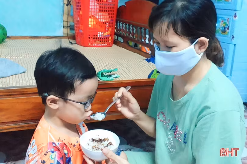 Mất việc dịp cận tết, người Hà Tĩnh ở miền Nam rơi vào cảnh “đi không nỡ, ở chẳng xong”!