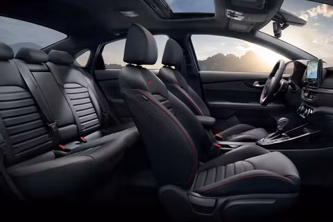 Kia K3 & Kia K5: Bộ đôi sedan với nhiều ưu điểm hấp dẫn khách hàng 