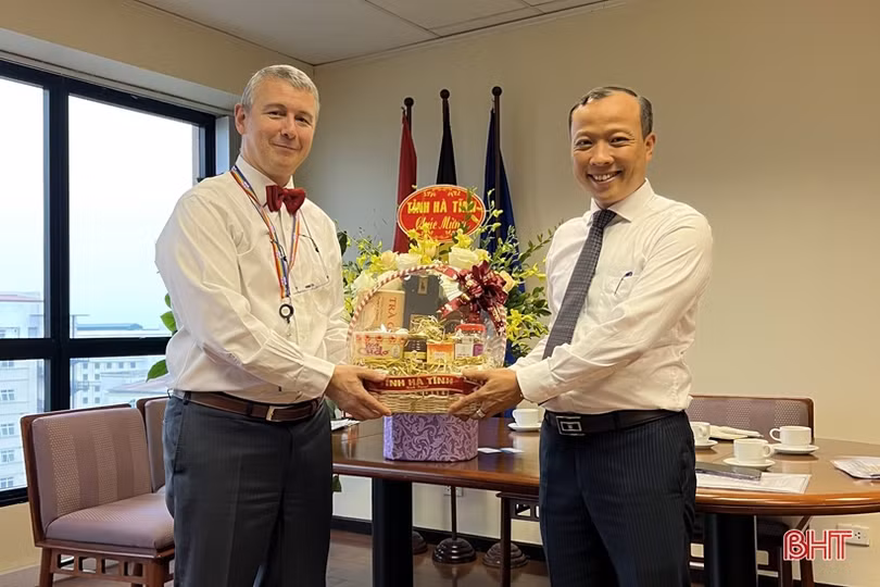 Tăng cường kết nối giữa Hà Tĩnh với các đối tác thông qua đại sứ quán các nước và tổ chức quốc tế tại Việt Nam