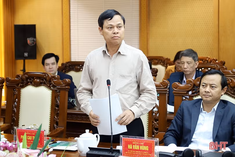 Ban Thường vụ Tỉnh ủy nghe báo cáo tiến độ điều chỉnh quy hoạch phát triển KT-XH Hà Tĩnh