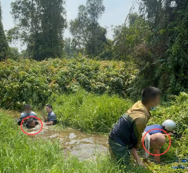 Trinh sát hình sự bắt giữ hai đối tượng Ma Cai và Fan Guohui.