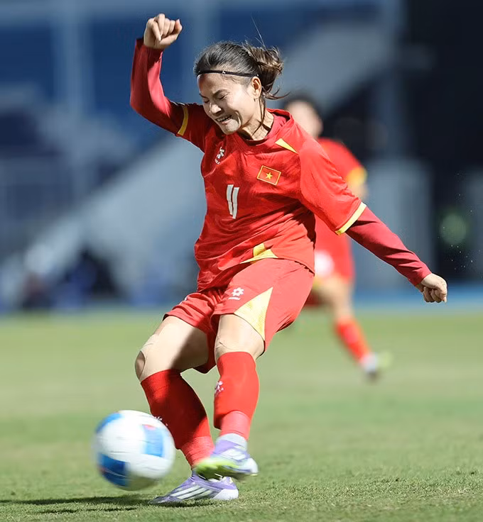 Thái Thị Thảo toà sáng với hat-trick - Ảnh: Đức Cường