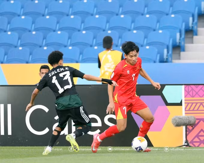 Bóng đá Việt Nam có nhiều cơ hội phía trước