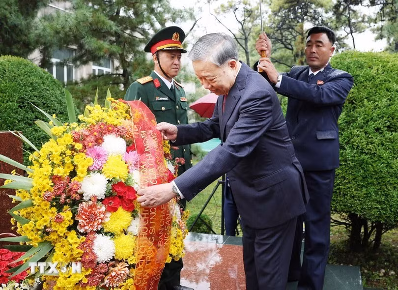 ttxvn-tong-bi-thu-to-lam-tuong-d.jpg
