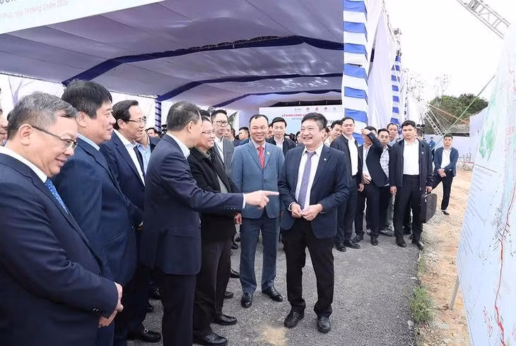 Quang cảnh tại lễ khởi công - Ảnh: N.KH.
