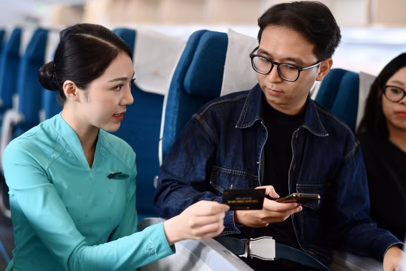 Vietnam Airlines từng bước hoàn thiện dịch vụ Internet trên máy bay, mang đến trải nghiệm kết nối thuận tiện cho hành khách.