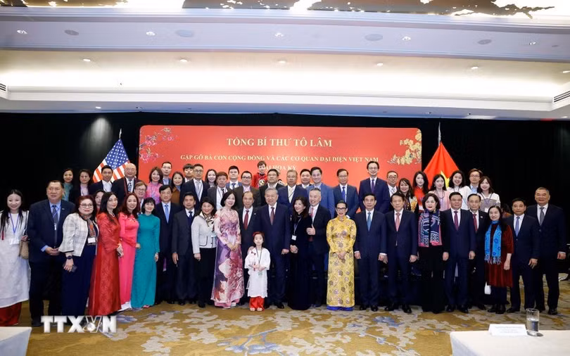 ttxvn-tong-bi-thu-to-lam-gap-go.jpg