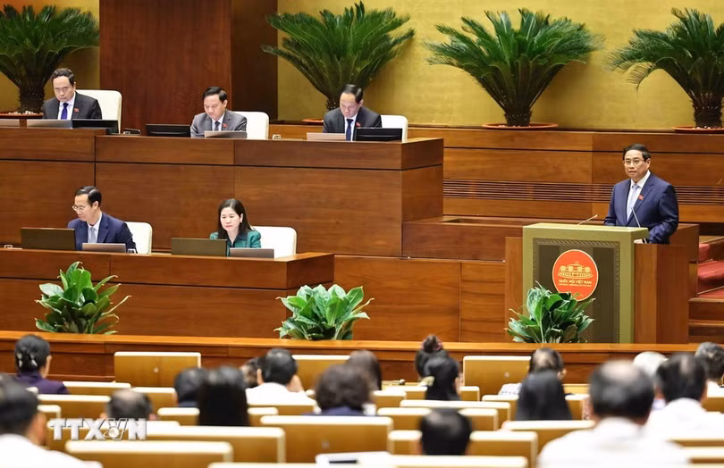 Thủ tướng Phạm Minh Chính trả lời chất vấn. (Ảnh: Minh Đức/TTXVN)