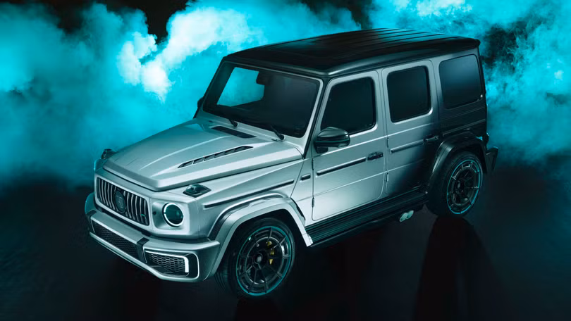 HOF Sir Class vẫn sử dụng động cơ V8 Biturbo dung tích 4.0L của AMG G 63 tiêu chuẩn, vốn cho ra sức mạnh 585 mã lực và mô-men xoắn cực đại 850 Nm.