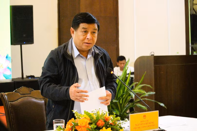 Phó Thủ tướng bày tỏ rất vui mừng vì 5 dự án thành phần cao tốc qua các địa phương khối lượng đều đạt và vượt so với hợp đồng.