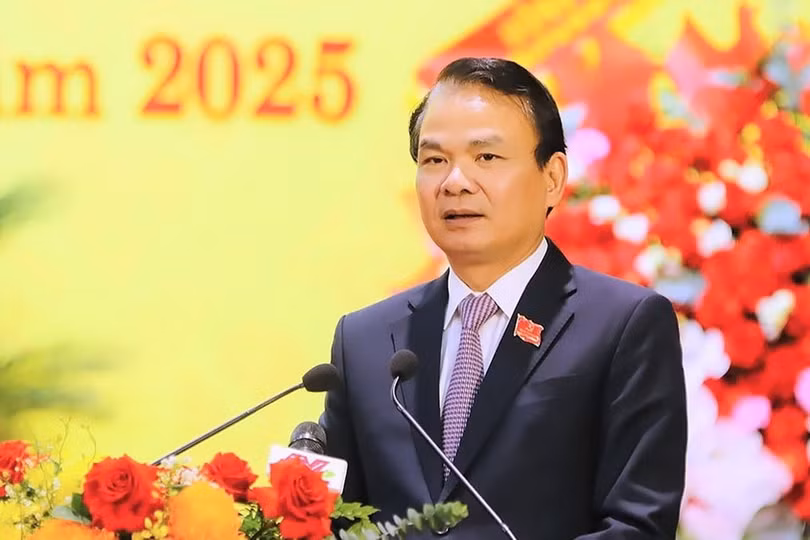 ong-dang-xuan-phong-lam-pho-chu.jpg