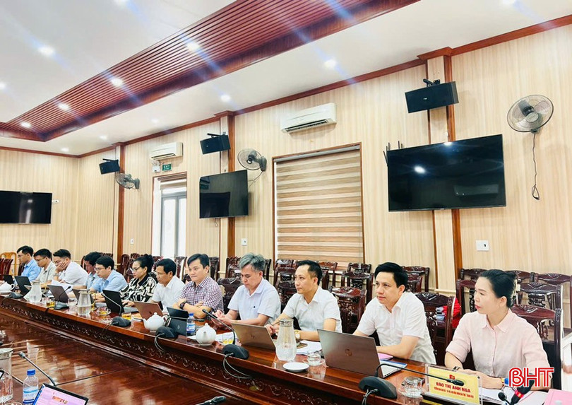 Đại biểu tham dự buổi làm việc
