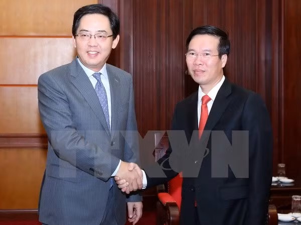 chieu dai ky niem 68 nam quoc khanh nuoc cong hoa nhan dan trung hoa