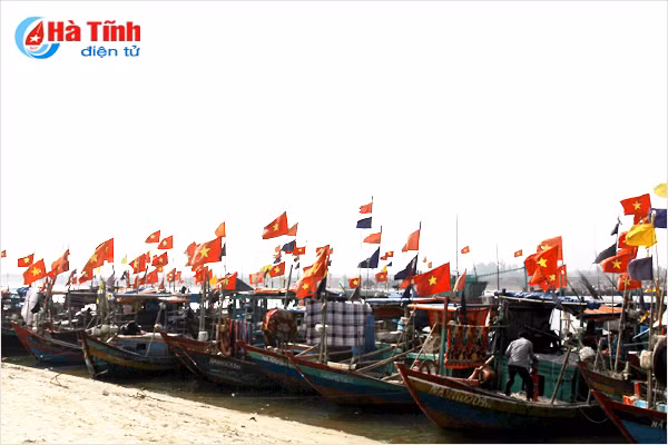ngu dan lien ket sam tau lon vuon khoi