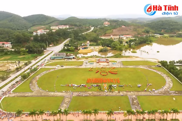 tung bung khai hoi the duc the thao huyen vu quang