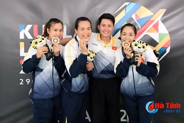 vdv pencak silat ha tinh gianh huy chuong vang chau a