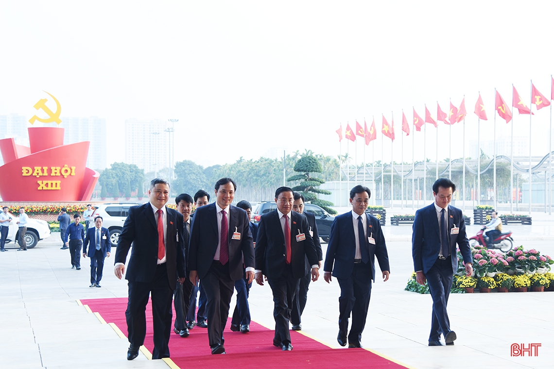 Danh sách Đoàn đại biểu Hà Tĩnh dự Đại hội XIII của Đảng