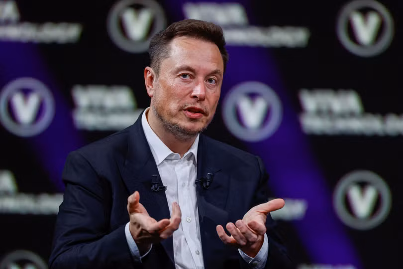 Elon Musk hiện vẫn đứng đầu danh sách các tỷ phú trên toàn thế giới, với tổng khối tài sản đạt 792 tỷ USD, vượt xa Jeff Bezos và Larry Page ở vị trí thứ 2 và 3. Ảnh: Reuters.