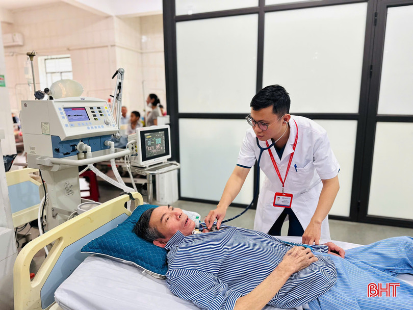 bqbht_br_thac-sy-bac-sy-noi-tru-tran-van-cuong-chuyen-kham-cac-benh-tim-mach-tai-benh-vien-da-khoa-thi-xa-ky-anh.jpg