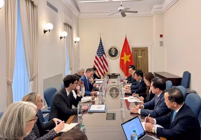 Bộ trưởng Nguyễn Hồng Diên đã có phiên đàm phán với Đại sứ, Trưởng đại diện Thương mại Mỹ Jamieson Greer, ngày 21/5. Ảnh: MOIT