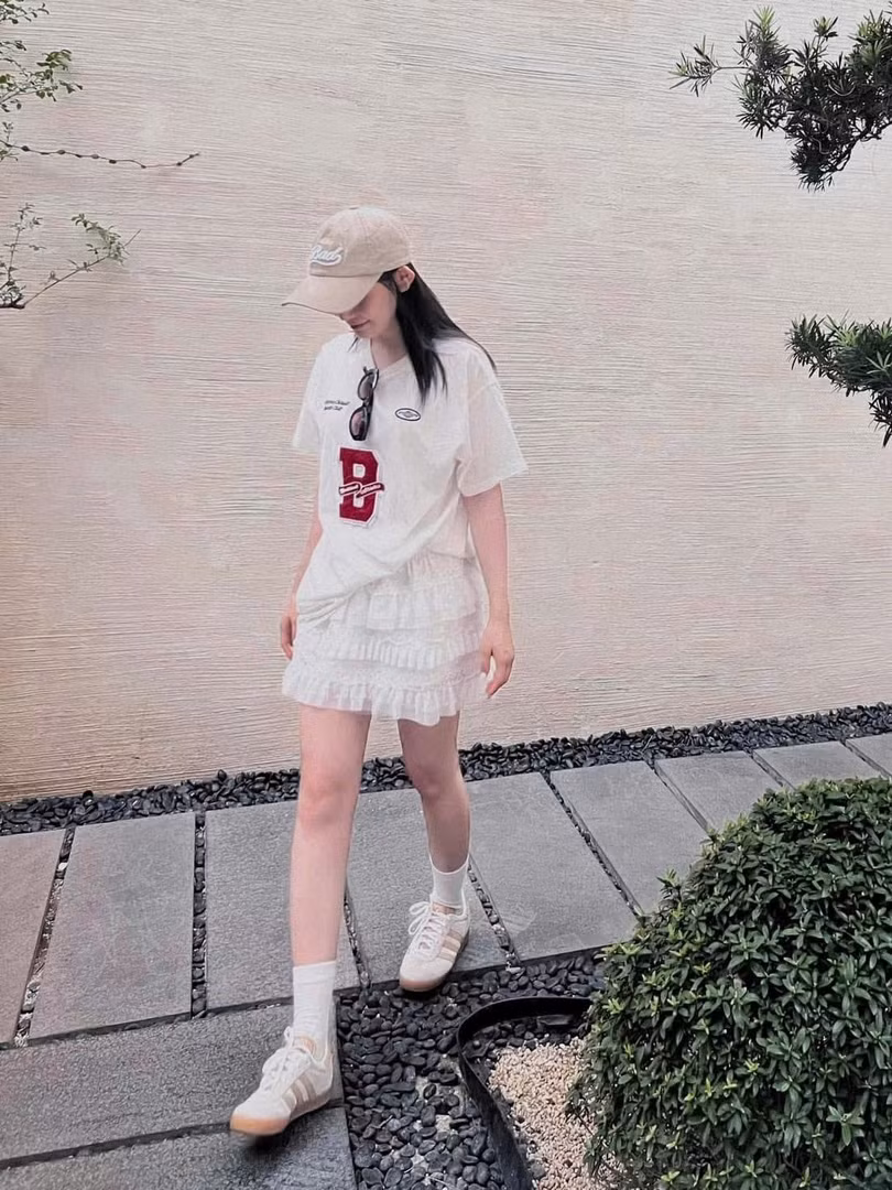 Hoàng Vân cảm thấy xa cách với bạn trai vì anh đi chơi pickleball quá nhiều.