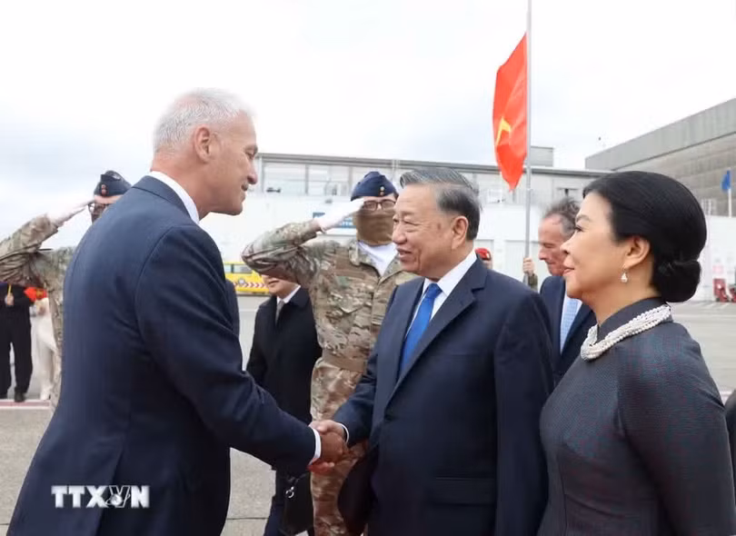 tong-bi-thu-chu-tich-nuoc-to-lam-va-phu-nhan-tham-chinh-thuc-lien-minh-chau-au-va-vuong-quoc-bi-8738.jpg