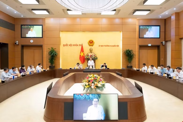 Chủ tịch Quốc hội Trần Thanh Mẫn trong nhiều cuộc họp luôn nhấn mạnh yêu cầu phải chuẩn bị kỹ lưỡng mọi mặt cho Kỳ họp thứ Nhất, Quốc hội khoá XVI (Ảnh: Vũ Hiếu)