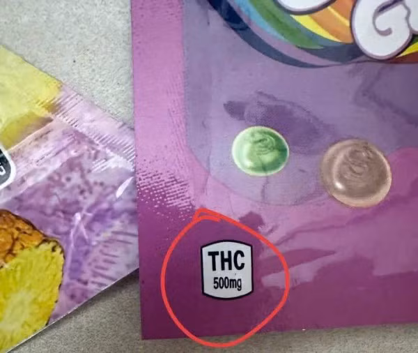 Cha mẹ, người lớn cần lưu ý các loại ma túy núp bóng thường có ghi ký hiệu CA, THC…