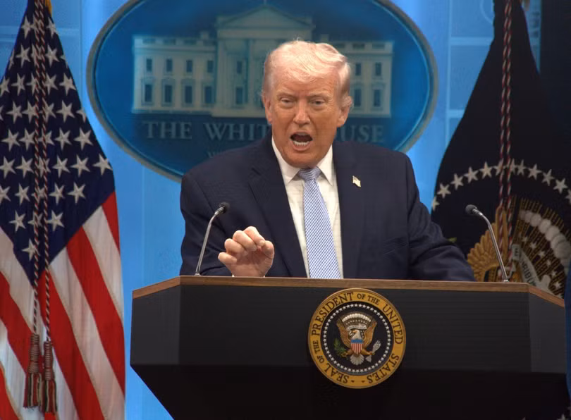 Tổng thống Mỹ Donald Trump phát biểu tại Nhà Trắng. Ảnh: THX/TTXVN