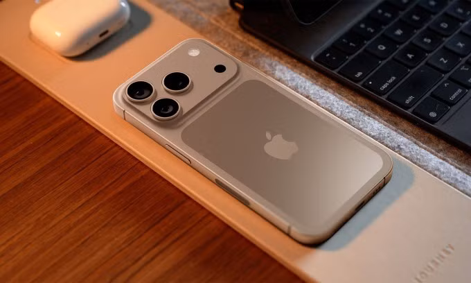 Ảnh dựng iPhone 17 Pro theo các tin đồn: Ảnh: Macrumors