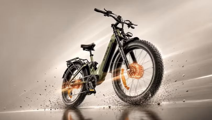 Engwe cho biết khi chỉ sử dụng một động cơ và chạy ở chế độ Eco, E26 3.0 có thể đạt phạm vi tối đa 161km sau một lần sạc. Nếu kích hoạt cả hai động cơ, tầm hoạt động tối đa giảm xuống khoảng 113km.