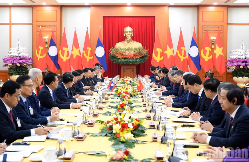 Tổng Bí thư Tô Lâm hội đàm với Tổng Bí thư, Chủ tịch nước Lào Thongloun Sisoulith.