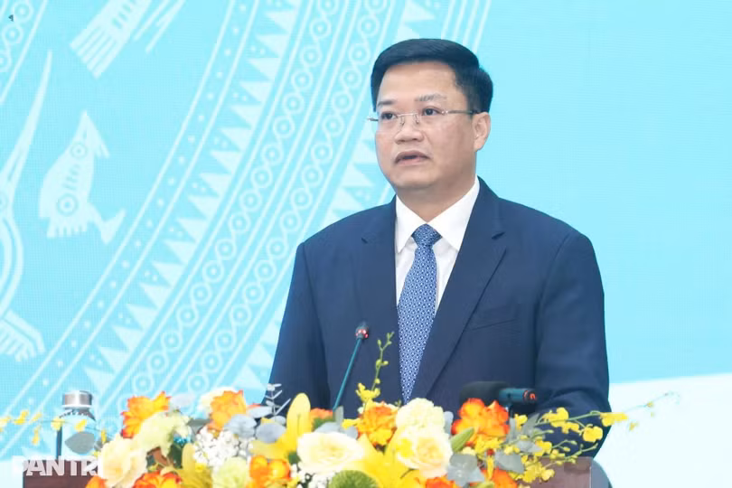 nguyen-duc-tamchu-tich-ubnd-quang-ngaiquoc-trieu-1785203663053.jpg