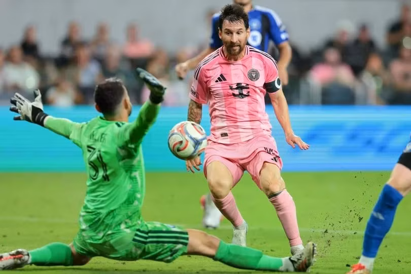 Cú poker giúp Messi nâng thành tích lên 18 bàn sau 19 trận tại MLS 2026 và vươn lên dẫn đầu cuộc đua Vua phá lưới.