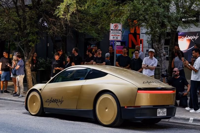 Dịch vụ taxi tự lái của Tesla vướng phải điều tra từ NHSTA Mỹ sau 2 tuần vận hành. Ảnh: Tesla.