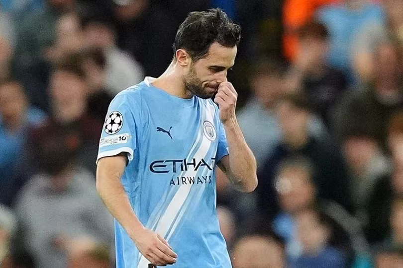 Man City bất lực.