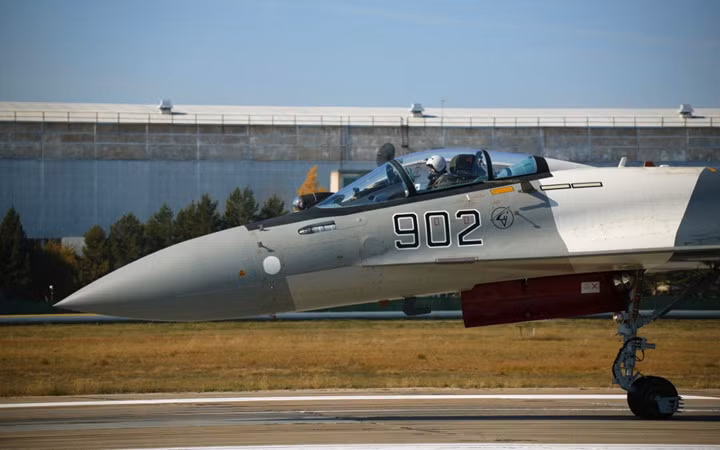 sieu tiem kich da nhiem su 35 sat thu cua nga tren bau troi syria