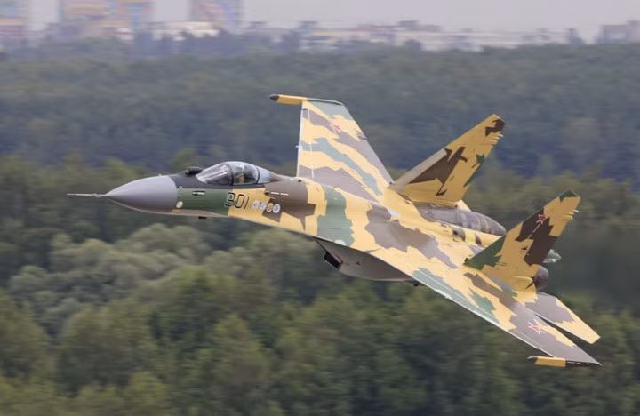 sieu tiem kich da nhiem su 35 sat thu cua nga tren bau troi syria