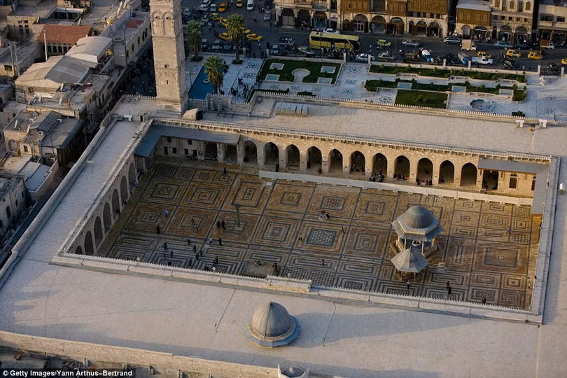 photo xot xa canh thanh duong nghin nam tuoi o aleppo tan hoang ngay tro ve