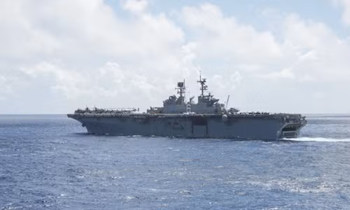 Tàu đổ bộ tấn công USS Bonhomme Richard. Ảnh: Popular Mechanics dien mao tuong lai ham doi 350 tau chien cua donald trump