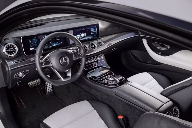mercedes benz chinh thuc gioi thieu e class coupe moi